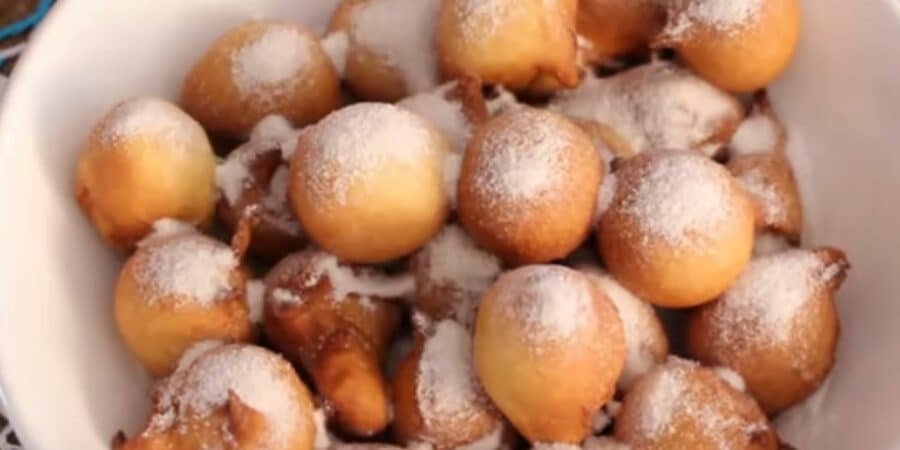 bolinho de chuva tradicional