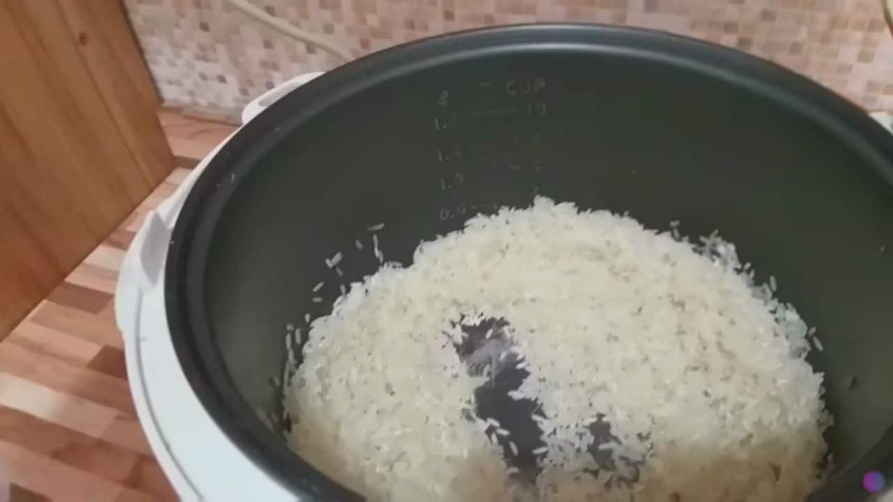 Colocando o Arroz para Cozinhar