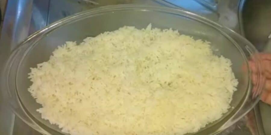 Como fazer arroz no micro-ondas