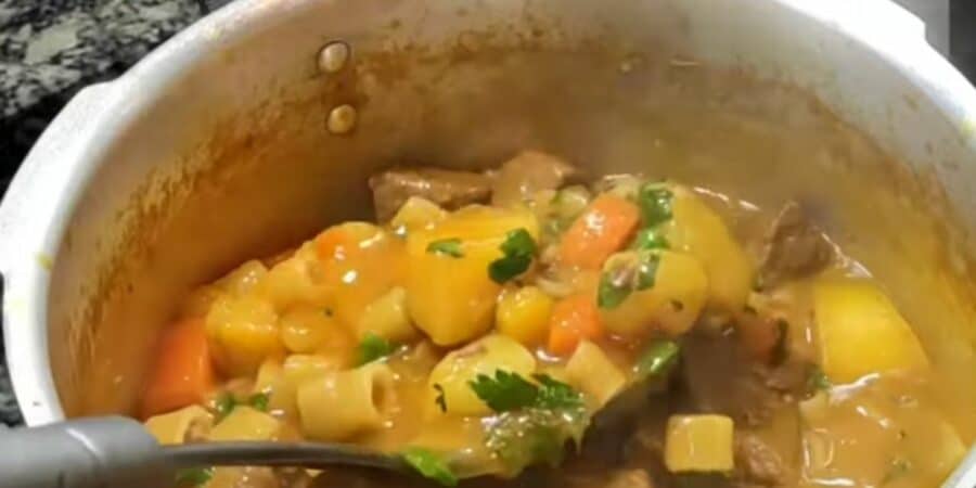 Sopa de Legumes com Carne