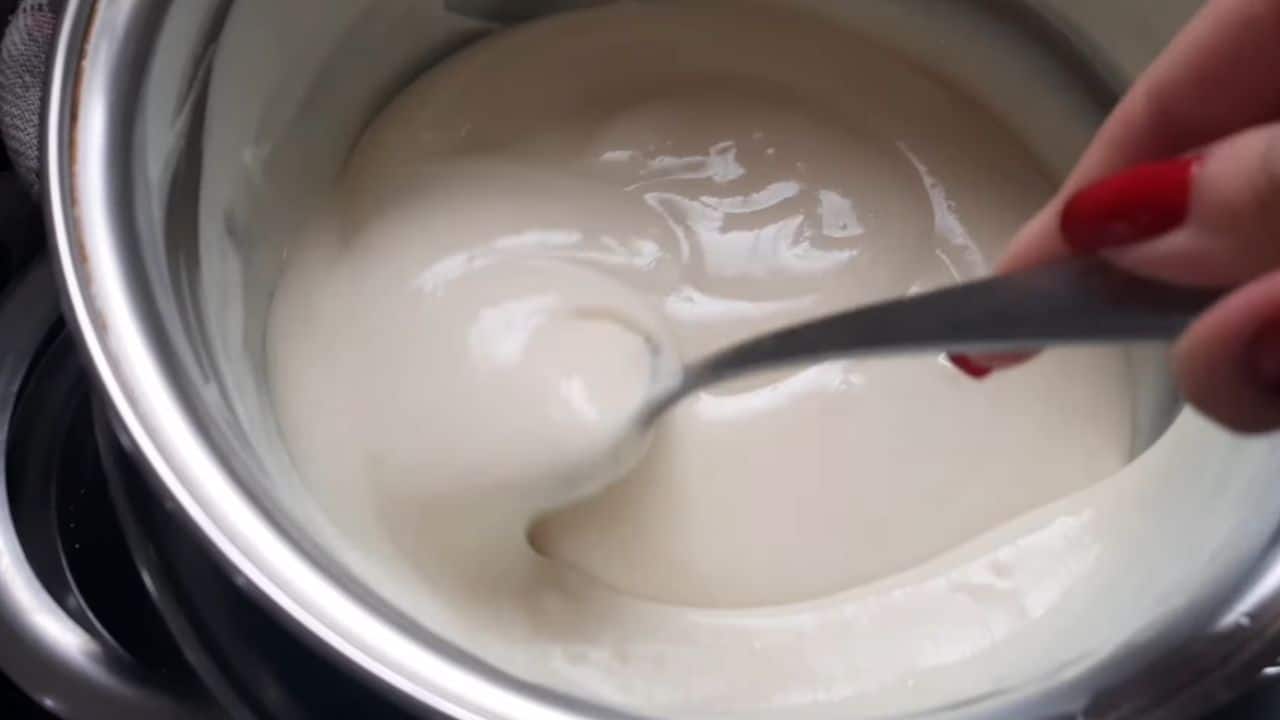 Verificar a textura do creme